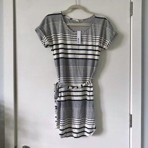 Striped belted t-shirt dress (NWT)